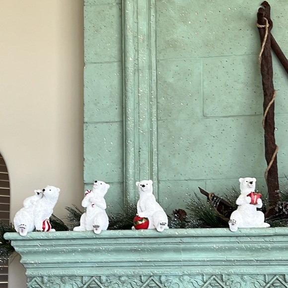 Balsam Hill Polar Bear Family Stocking Hangers - Picture 2 of 6